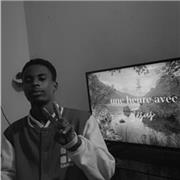 Prof de piano professionnel. Faire de grande étude dans le domaine de la musique !!!